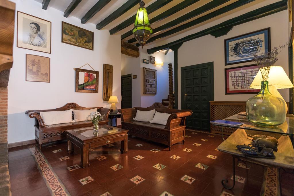 Calerilla Hotel (Adults Only) Burunchel المظهر الخارجي الصورة