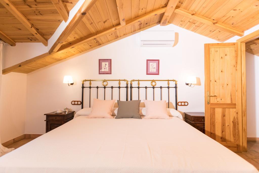 Calerilla Hotel (Adults Only) Burunchel المظهر الخارجي الصورة